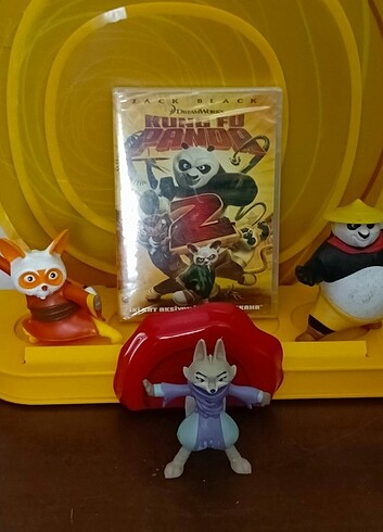 Kung fu Panda2 Dvd(sıfır) Açılmamış(oyuncaklı lot) 