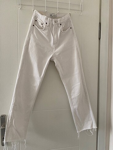 Zara beyaz jean