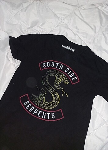 s Beden siyah Renk Siyah South side serpents tişört (Riverdale dizisi)