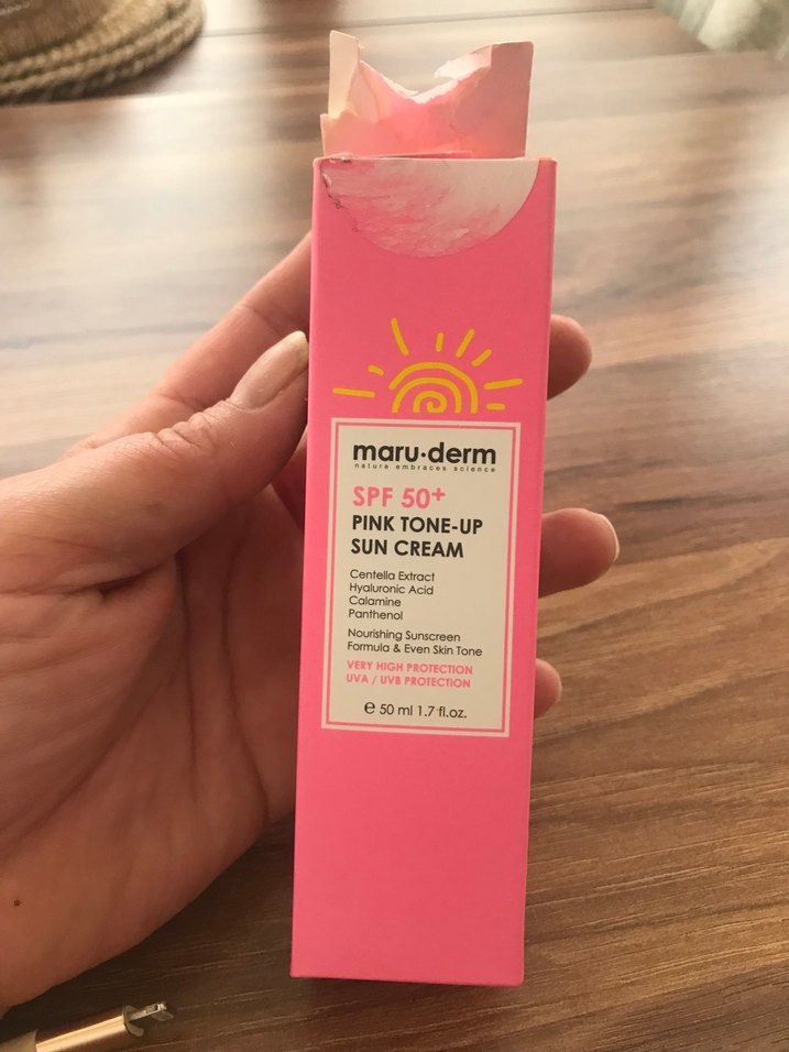 Maru-Derm SPF50+ Pembe Tonlu Güneş Kremi 50 ml - Görsel 3