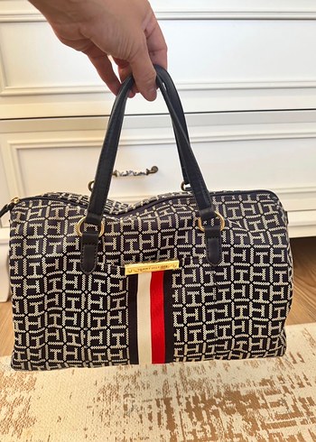 Tommy Hilfiger Kadın Çanta