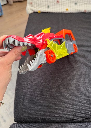 Hot Wheels Ejderha Temalı Oyuncak Araba - Görsel 8