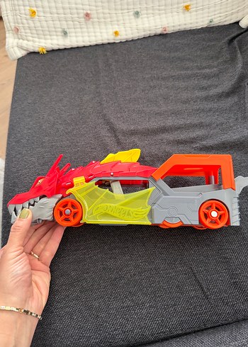 Hot Wheels Ejderha Temalı Oyuncak Araba - Görsel 5