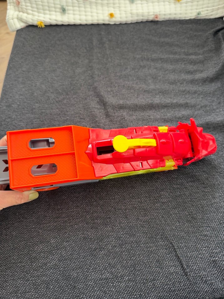 Hot Wheels Ejderha Temalı Oyuncak Araba - Görsel 4