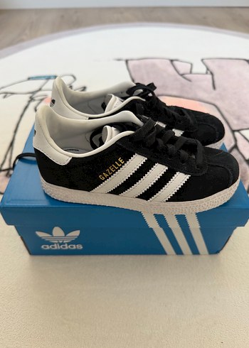 Adidas 28
