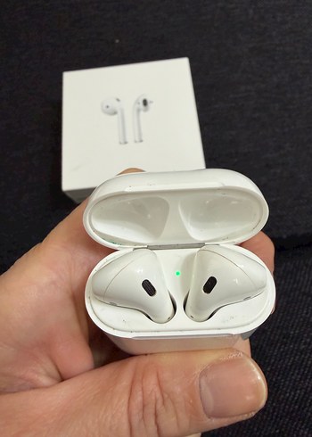 APPLE Airpods 1. Nesil Kablosuz Beyaz Kulaklık ve Şarj Kutusu - Görsel 3