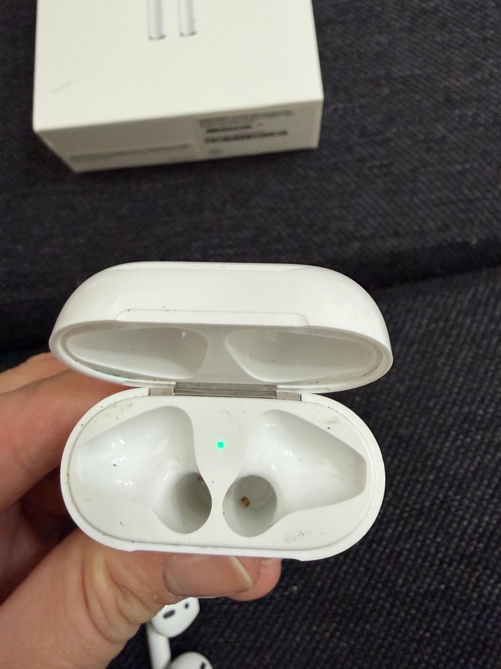 APPLE Airpods 1. Nesil Kablosuz Beyaz Kulaklık ve Şarj Kutusu - Görsel 5