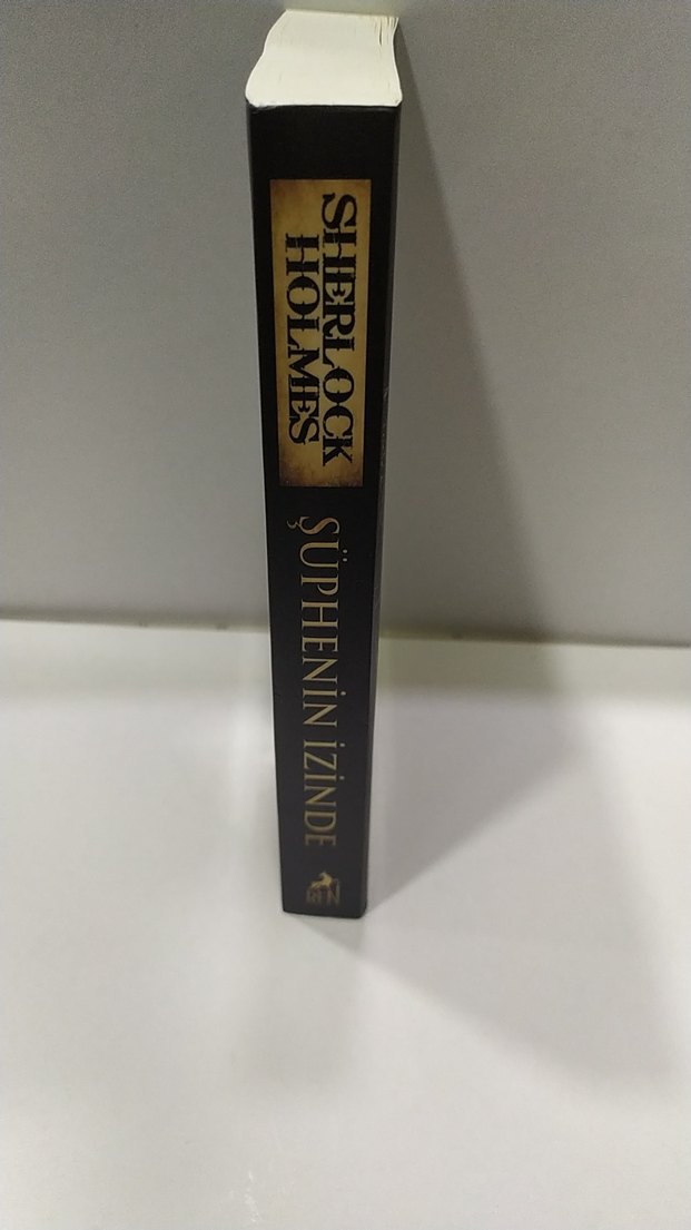 Sherlock Holmes: Şüphenin İzinde - Sir Arthur Conan Doyle - Görsel 2