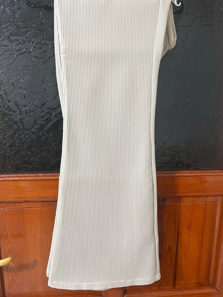 Kadın Gri Kısa Kollu Basic Tişört - Görsel 3