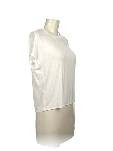 Mango Mango T-shirt %70 İndirimli.