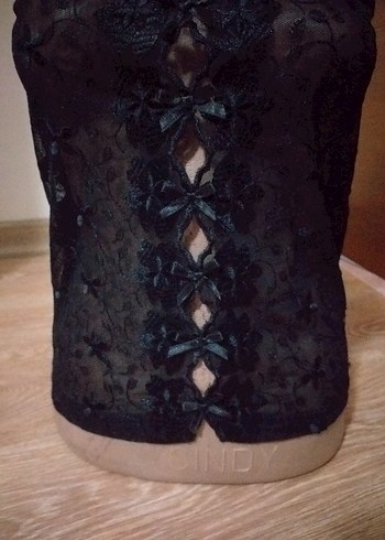 Siyah Dantel İşlemeli Gotik Mini Büstiyer - Görsel 2