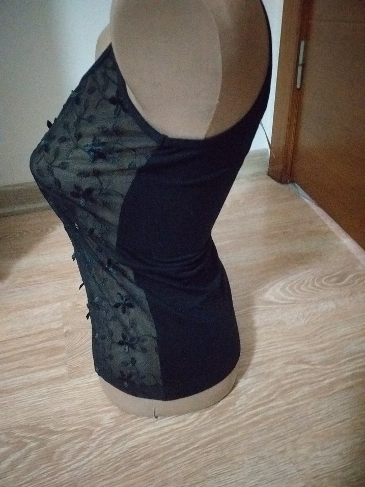 Siyah Dantel İşlemeli Gotik Mini Büstiyer - Görsel 5