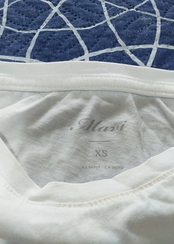 Beyaz Baskılı Tişört - Görsel 3