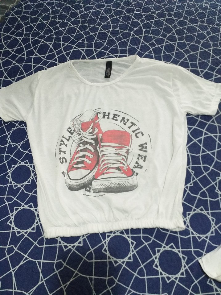 Beyaz Baskılı Tişört - Görsel 4