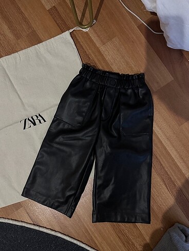 Zara kız bebek deri pantolon