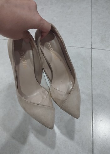 Bej Süet Stiletto Kadın Ayakkabı