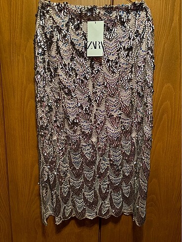 Zara Pullu payetli etek