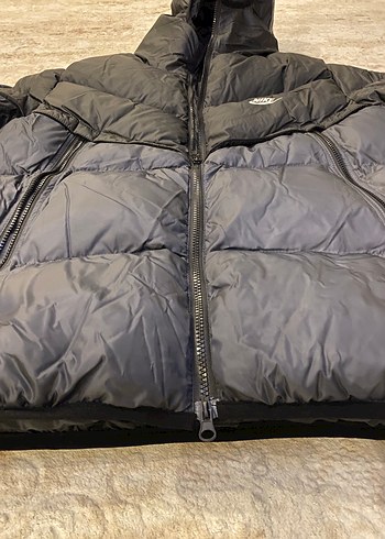 Nike Siyah Kapüşonlu Erkek Mont - Görsel 6