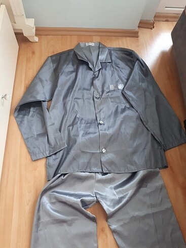 Damat pijama takımı