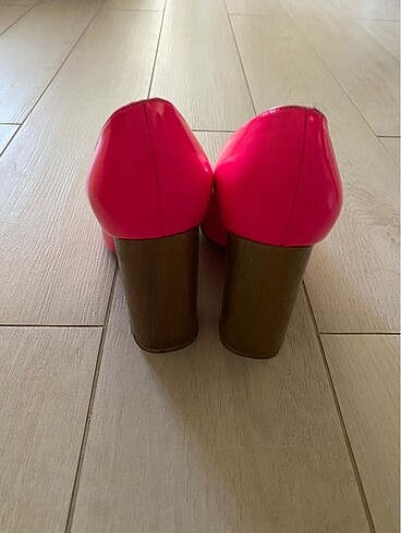 Sertaç Delibaş, tasarım  ayakkabı - Görsel 6