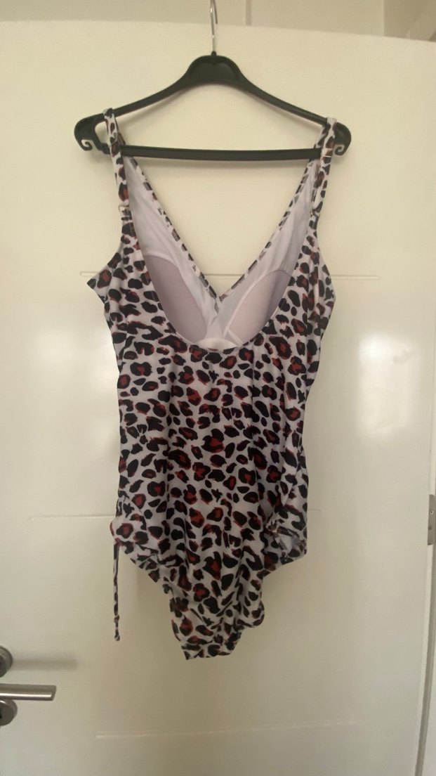 Leopar Desenli Drapeli Kadın Mayo - Görsel 2