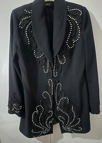 Zara Uzun Siyah Gotik Nakışlı Kadın Blazer