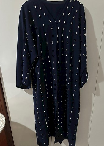 Uzun Kol, Yüksek Yakalı Mavi Batik Elbise