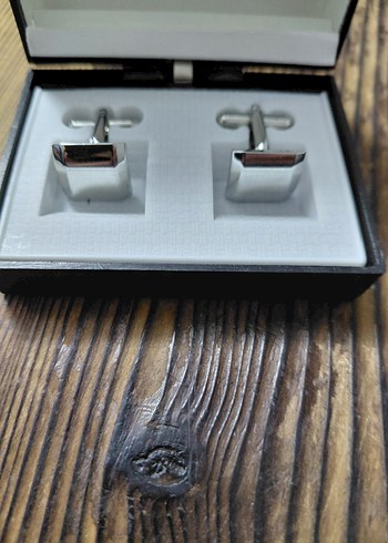 Şık ve Klasik Gümüş Rengi Metal Kol Düğmesi - Özel Kutulu - Görsel 2