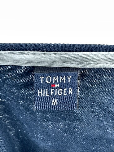 m Beden lacivert Renk Tommy Hilfiger T-shirt %70 İndirimli.