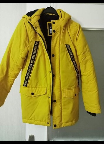 9 Yaş Beden LC Waikiki çocuk mont