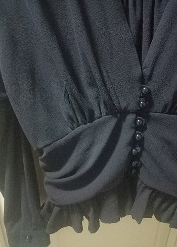 Düğmeli Siyah Şifon Bluz - Görsel 3