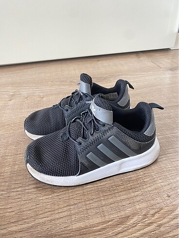 Adidas Adidas Siyah Cocuk Ayakkabi 26.5