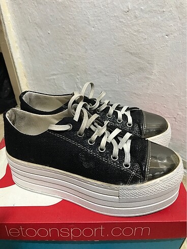 Yuksek taban converse
