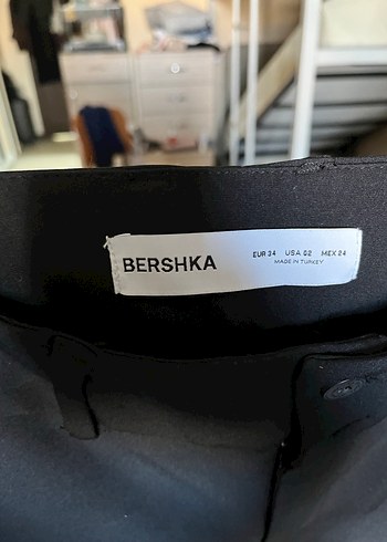 Siyah Kadın Kumaş Pantolon, Normal Boy, Kemer Detaylı ispanyol - Görsel 2