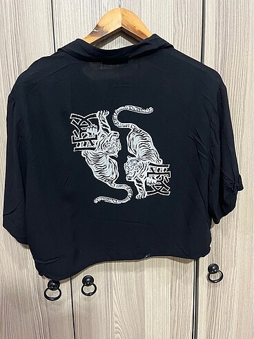 m Beden siyah Renk Bershka Gömlek