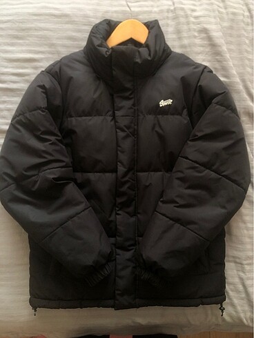 Pull & Bear Mont