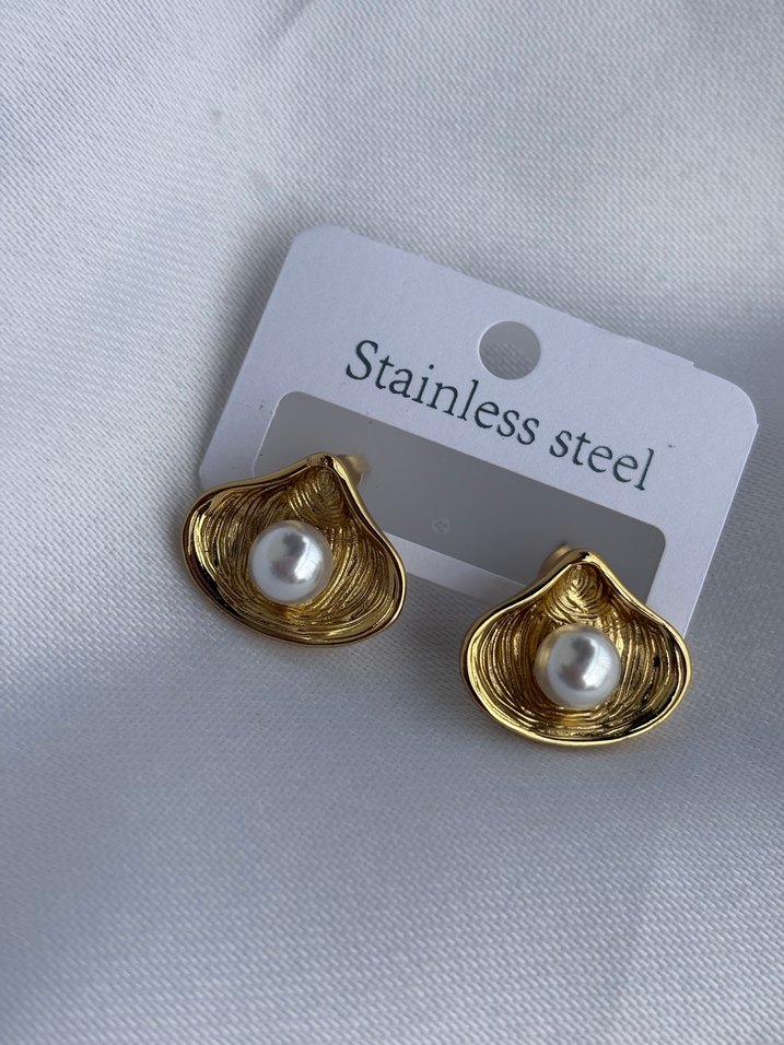 Altın Renk Mini Boncuklu Çelik Küpeler - Görsel 2