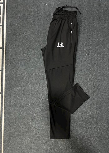 Siyah Yüksek Yakalı Kadın Eşofman Takımı - Görsel 2