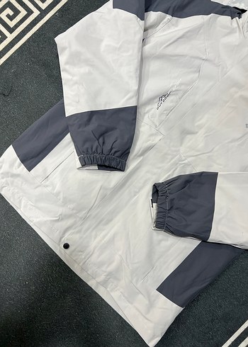 Gri Kapüşonlu Erkek Spor Mont - Görsel 5