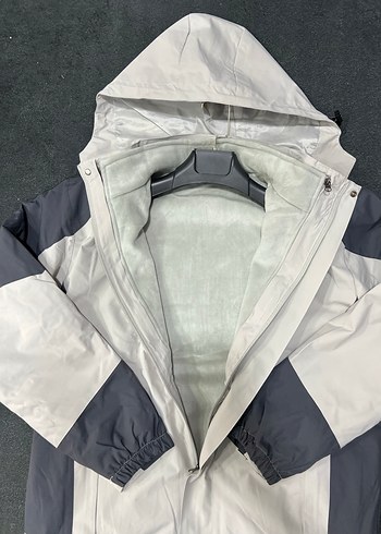 Gri Kapüşonlu Erkek Spor Mont - Görsel 2