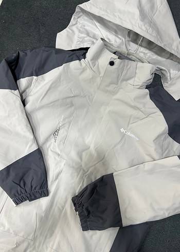 Gri Kapüşonlu Erkek Spor Mont - Görsel 4