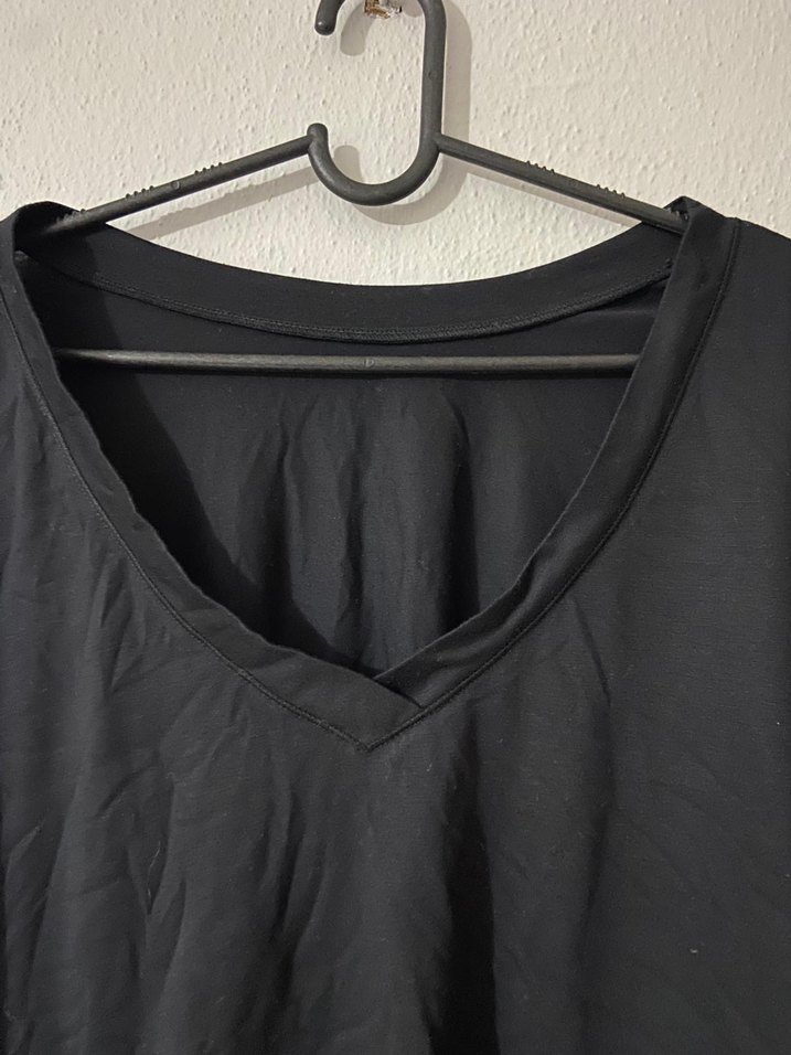 Siyah V Yaka Uzun Kollu Basic Bluz - Görsel 2