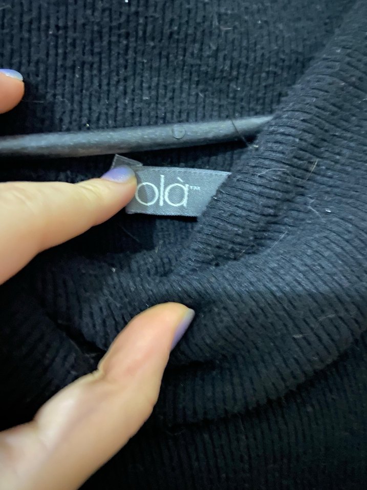 Siyah Yüksek Yakalı İnce Kesim Kadın Kazak - Görsel 4