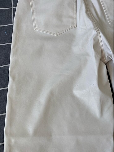 36 Beden beyaz Renk Beyaz deri pantolon