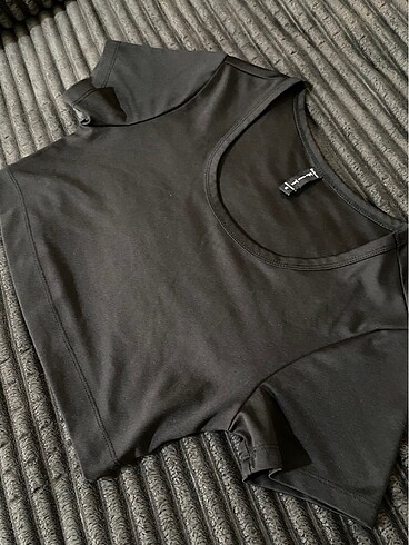 Siyah crop