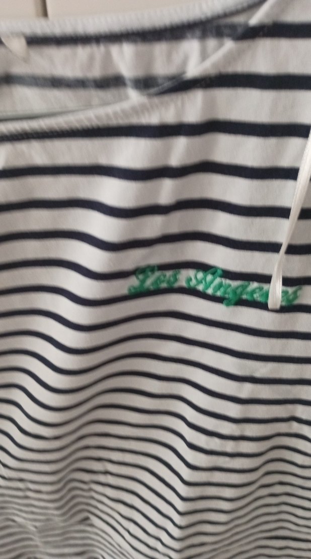 Düğmeli Çizgili Kadın Beyaz Tişört - Görsel 5