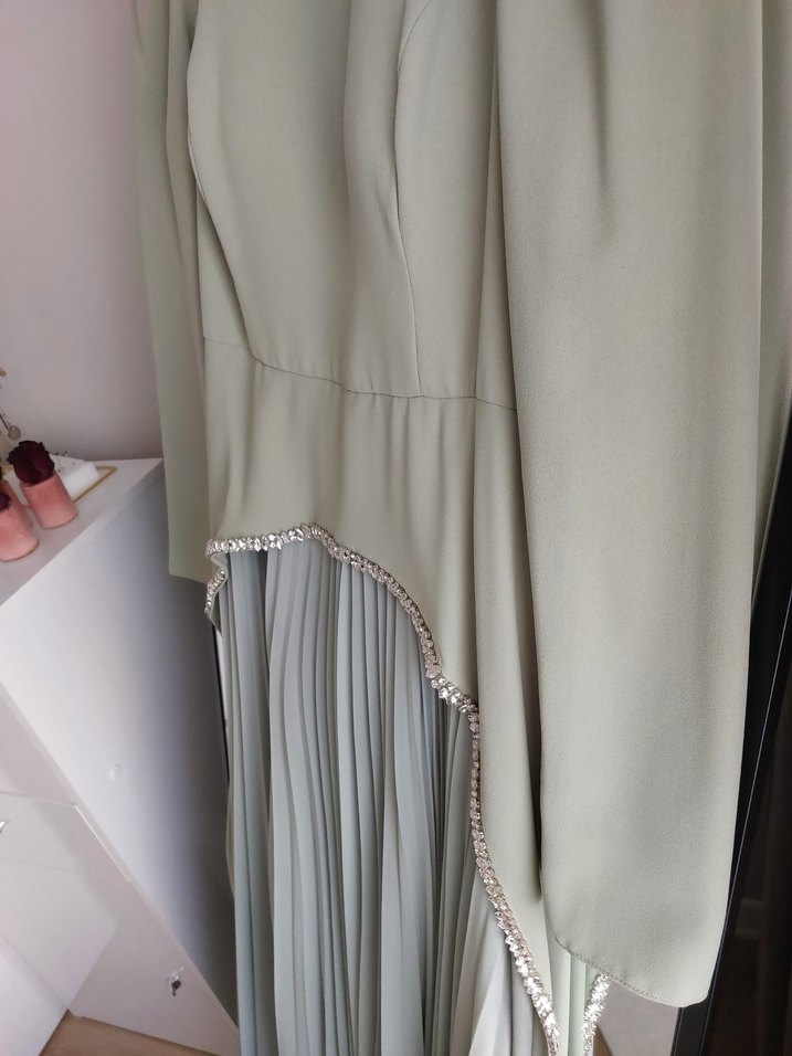 Bej Uzun Kollu Piliseli Kadın Elbise - Görsel 2