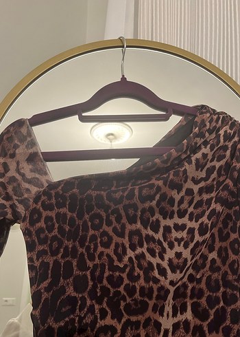 Drapeli Leopar Desenli Uzun Kadın Elbise - Görsel 4