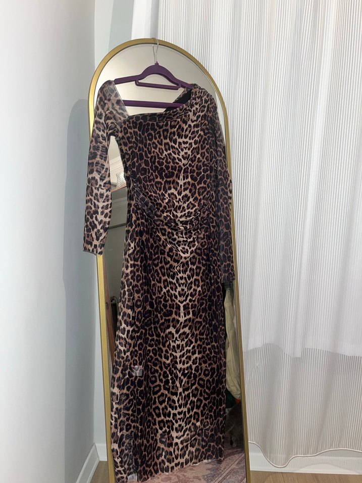 Drapeli Leopar Desenli Uzun Kadın Elbise - Görsel 2