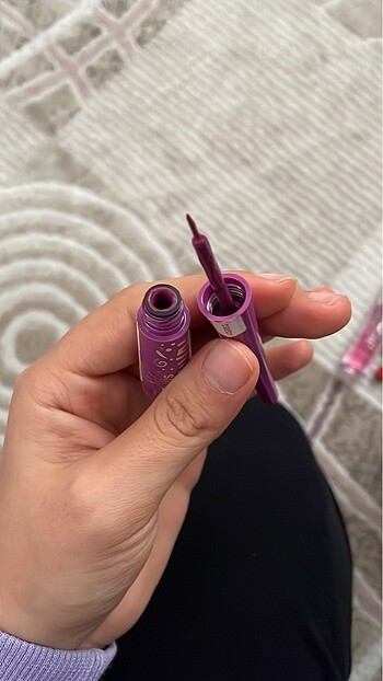 pembe eyeliner sıfır